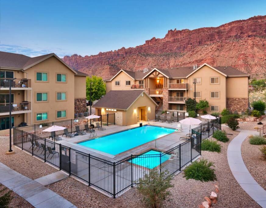 6A Family Friendly Redcliff Condo Pool & Hot Tub Moab Extérieur photo